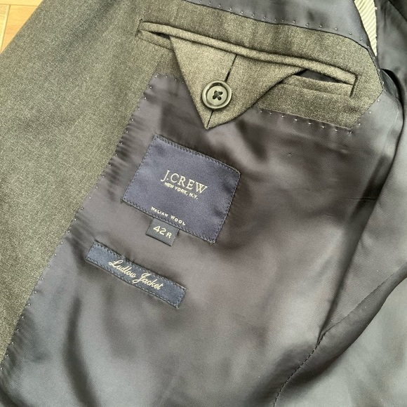 J. Crew Ludlow Slim-fit suit jacket in Italian worsted wool - Picture 9 of 11